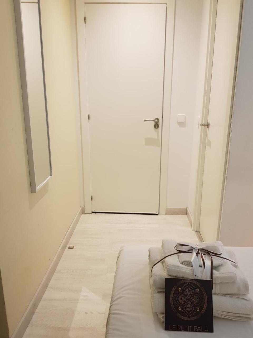 Le Petit Palue-fuencarral Gasthof Madrid